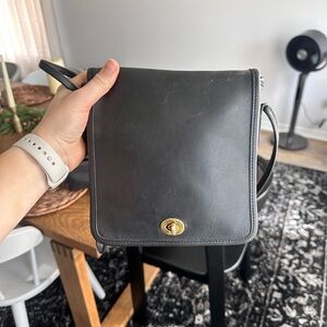 Vintage Coach Black Leather Compact Pouch